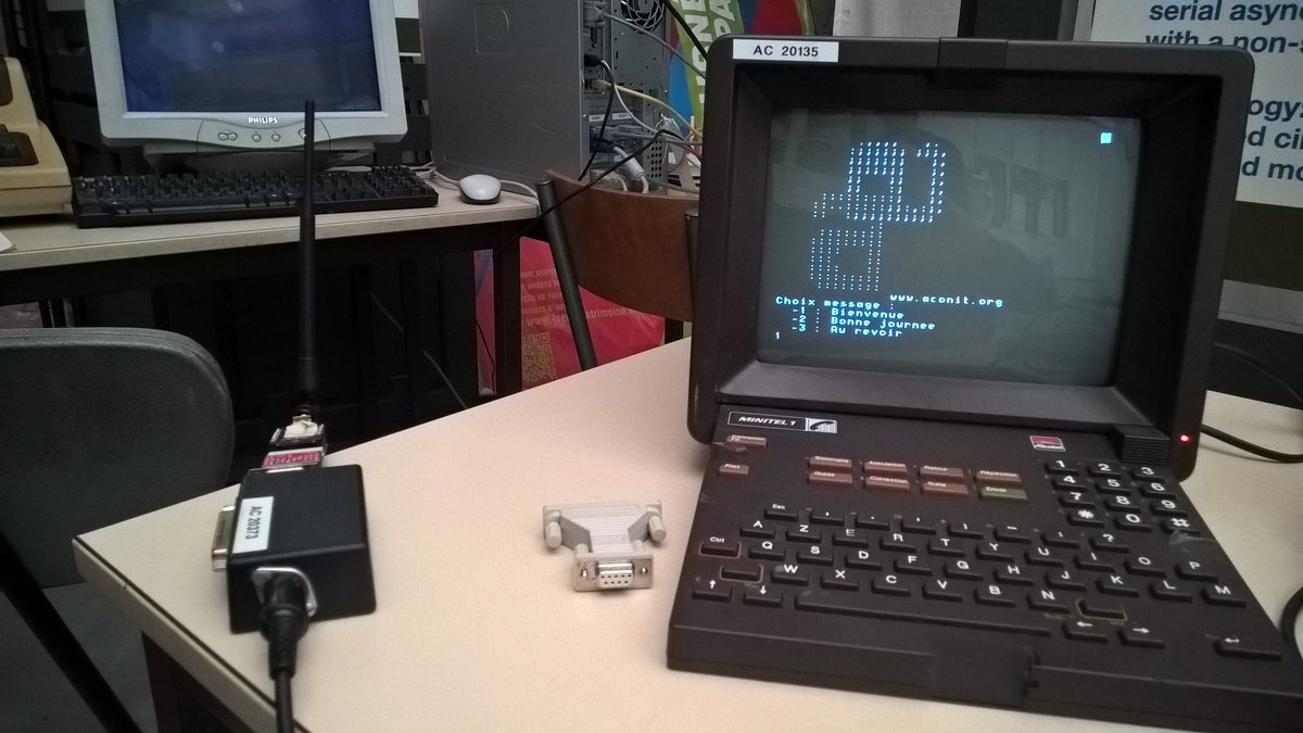 poma_jean's tweet image. Quand un vieux #minitel rencontre le réseau #IoT #Lora chez aconit.fr :)
#frhackday #iot4legacy