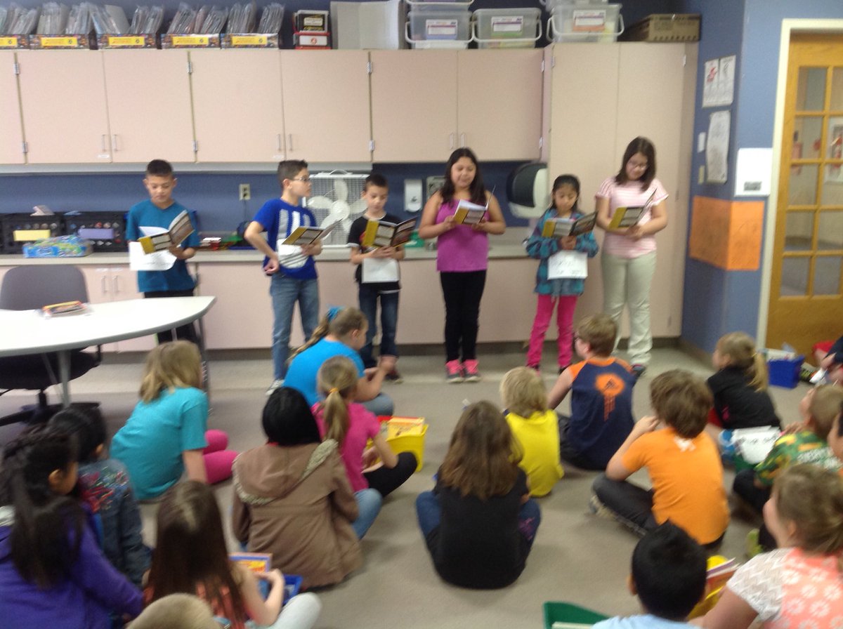 MrHohm's tweet photo. Practicing our expression and country accents with our readers' theater for @aimeehagg's class! #wcsmission https://t.co/1m5Qm8vnNg