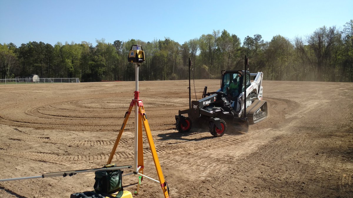 ITACTURF's tweet photo. FIRST FIELD OF THE SEASON! #ITACTURF #laserperfection https://t.co/Ev6lmJs5Vx