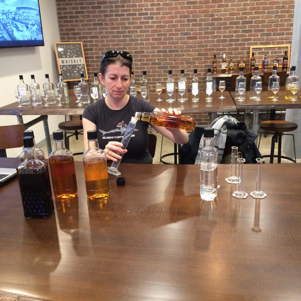 CDNWhiskyDoc's tweet photo. Blending some whisky with @Whiskylassie   Lassie's Special Blend #whiskyfabric #cdnwhisky https://t.co/VPokmWXjG1