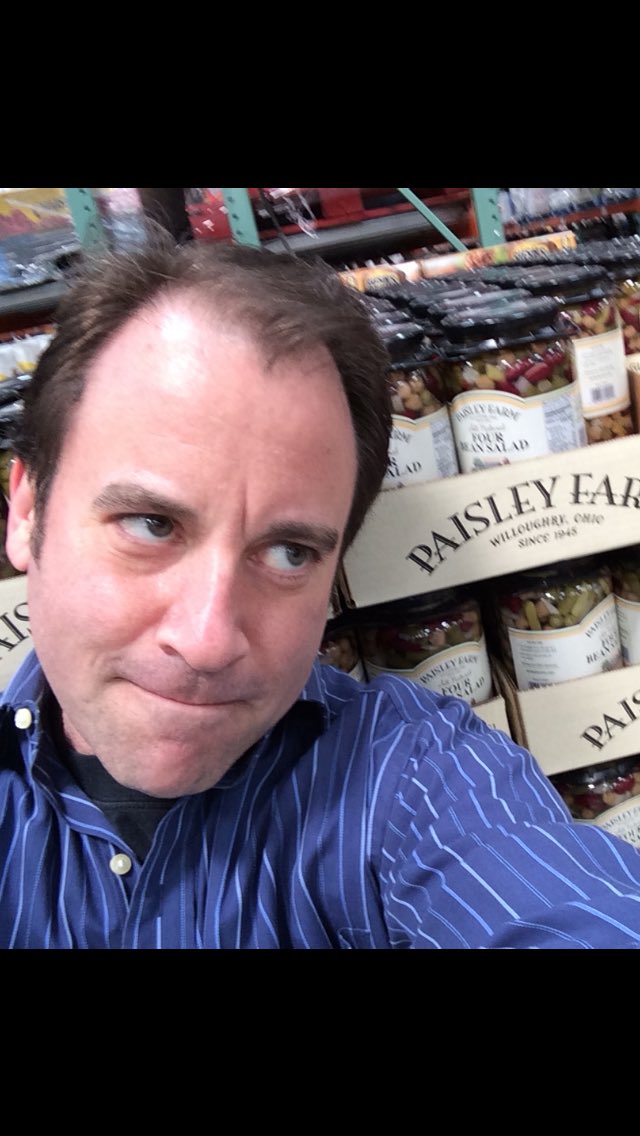 TheRonHed's tweet photo. FINALLY #FourBeanSalad has come back to #Costco #Louisville
Now I'll be able to #Fart in 4 different languages!π https://t.co/37HAANizZo