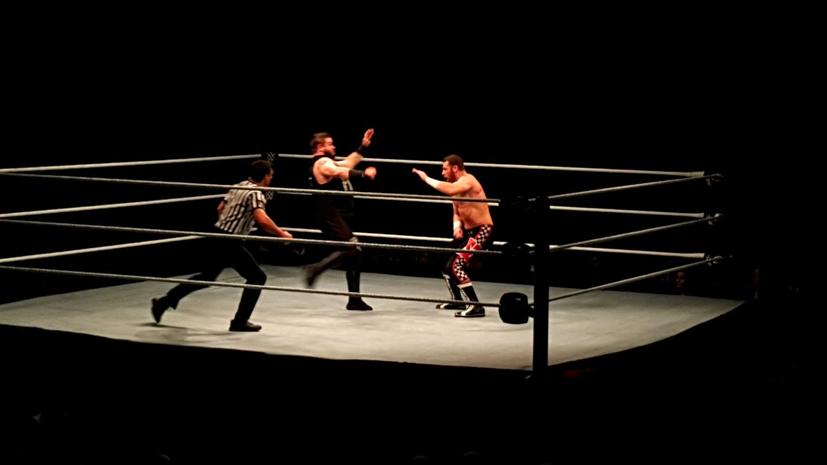 Dedman_Akl's tweet photo. Look what match we're getting!
Guess these guys are destined to do this forever.
#ZaynVsOwens
#WWEDubai #DuneBash https://t.co/ZhfcBLwYRa