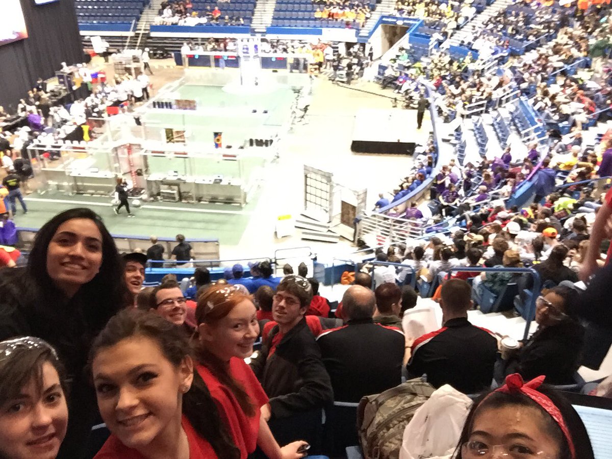 The whole team loves the selfie stick. Biggest thanks to an awesome sponsor <a href="/UTC/">United Technologies</a> !! #unitedtech #makingthingsbetter