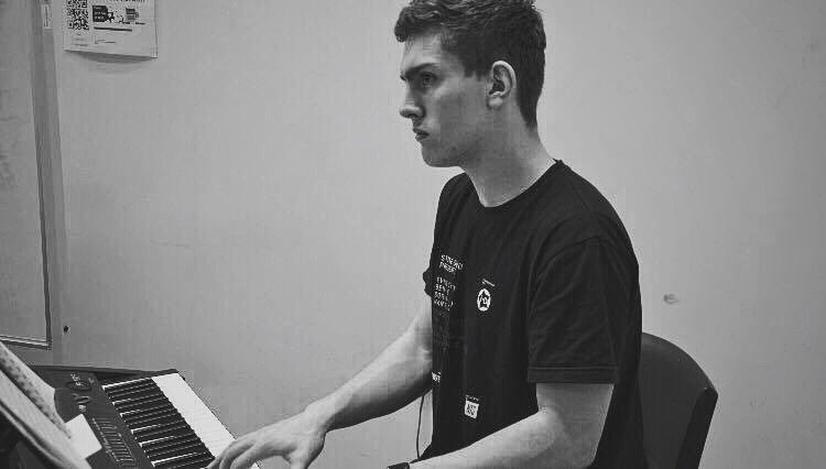 bobby_harding_'s tweet photo. 🎼 🎹🎙 #MDlife #Ghetto https://t.co/Aymw5j1XHR