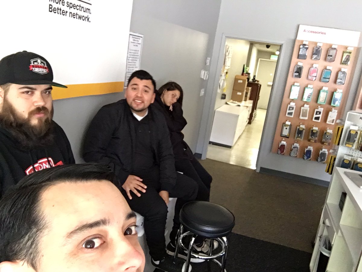 WLSprintVTR's tweet photo. VTR Ready for the weekend!@FrankMcCall1 @TyMehra @DEVINPOLK3 https://t.co/wjsSJbk0ea