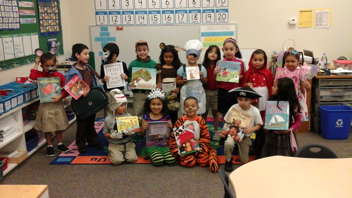 inroom108's tweet photo. Storybook dress up day with our parents was so much fun! https://t.co/a0YCQcSLpI