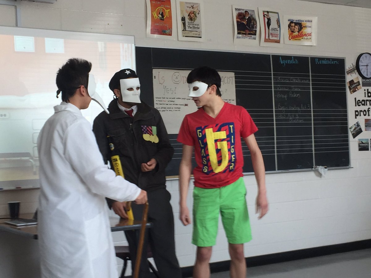 MsGalatiTCPHS's tweet photo. Grade 11/12 drama performing some Commedia dell' Arte https://t.co/p5ghDbTzT6