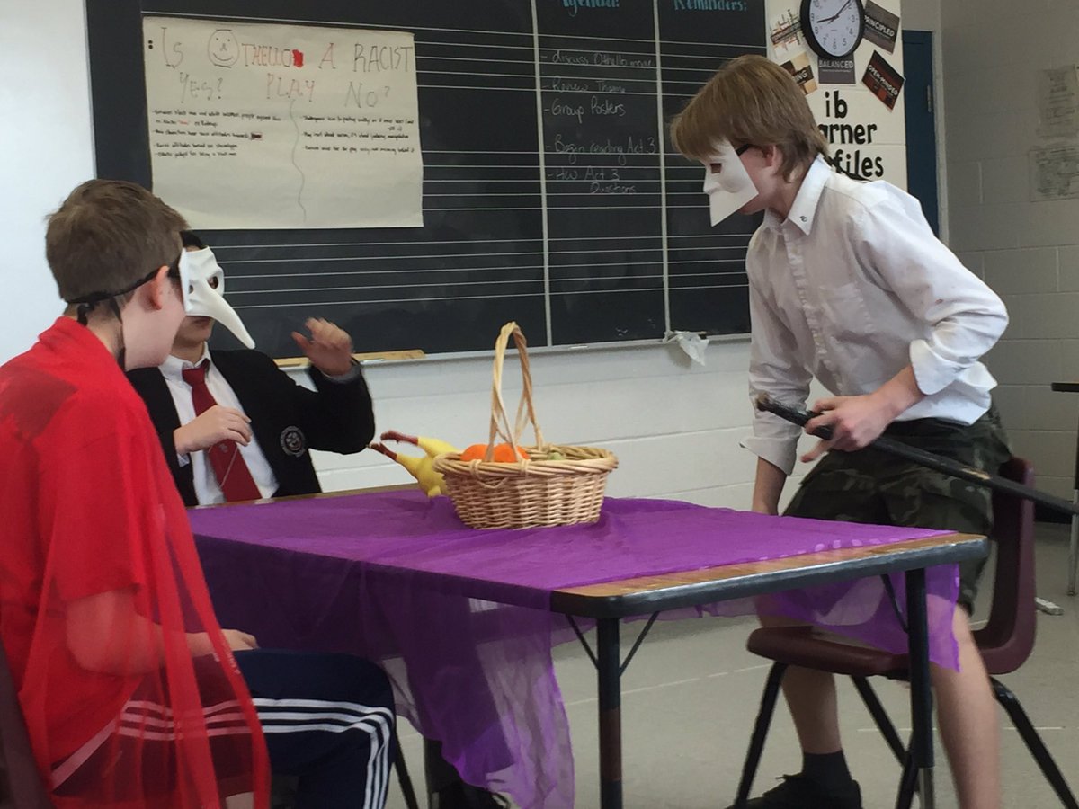 MsGalatiTCPHS's tweet photo. Grade 11/12 drama performing some Commedia dell' Arte https://t.co/p5ghDbTzT6