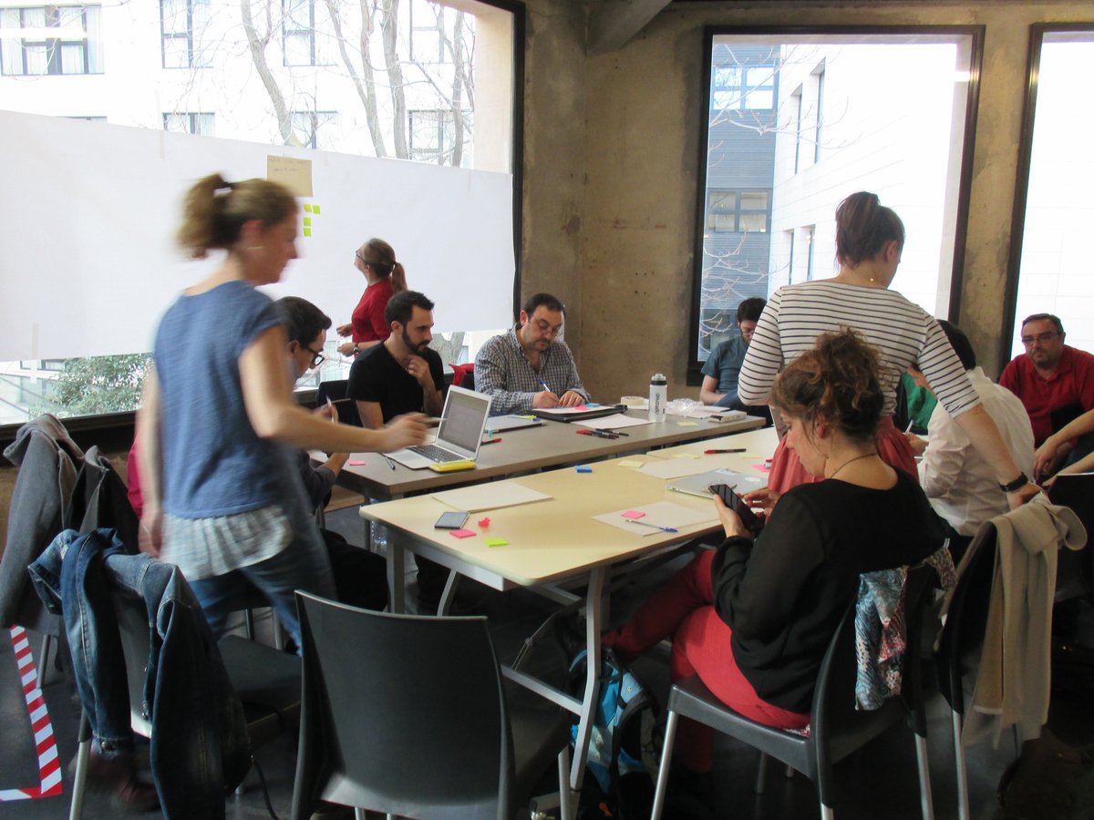 CoderDojo_es's tweet image. WorkShop en @medialabprado #Madrid con @coderdojo