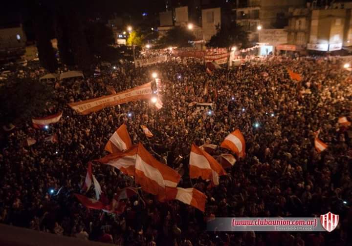 SFRojiblanca's tweet photo. Más imágenes de los festejos anoche por los 100 años de Unión
@clubaunion https://t.co/HQ8G0v5NEf