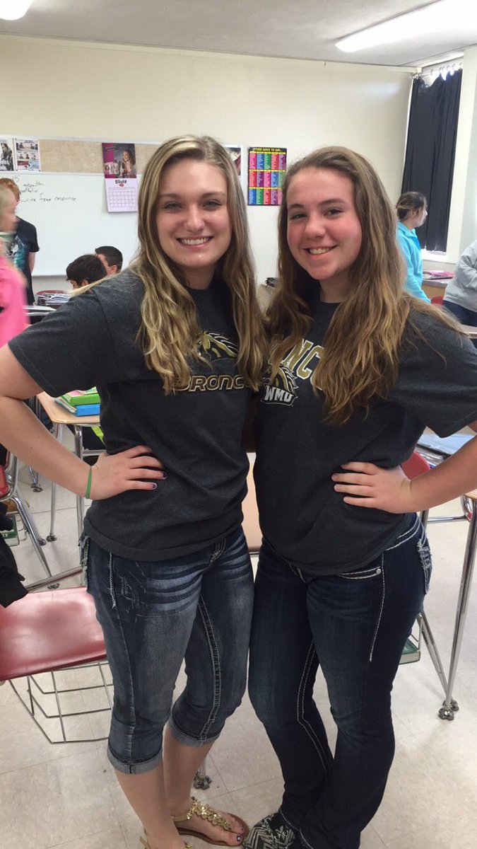 Cedricmc1's tweet photo. @emilyy__suee and @abs_fitzy_3 representing me back home 😍😎❤️ love you guys thanks for your support😊 you're the best https://t.co/mtwU5Gpc9U