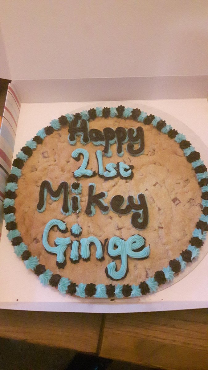 MikeyGinge's tweet photo. Looking forward to chowing down on my birthday cookie. Cheers guys @HumphreysAgency @AH_Cheshire https://t.co/YUPasIA1ei