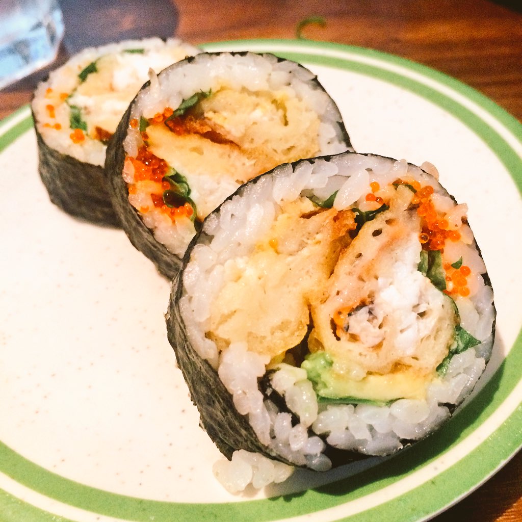 LoveFoodLondon's tweet photo. Lunchtime feasting at #K10sushi #nomnomnom 🍣💛🍣💛🍣 https://t.co/g39IpDqhR1