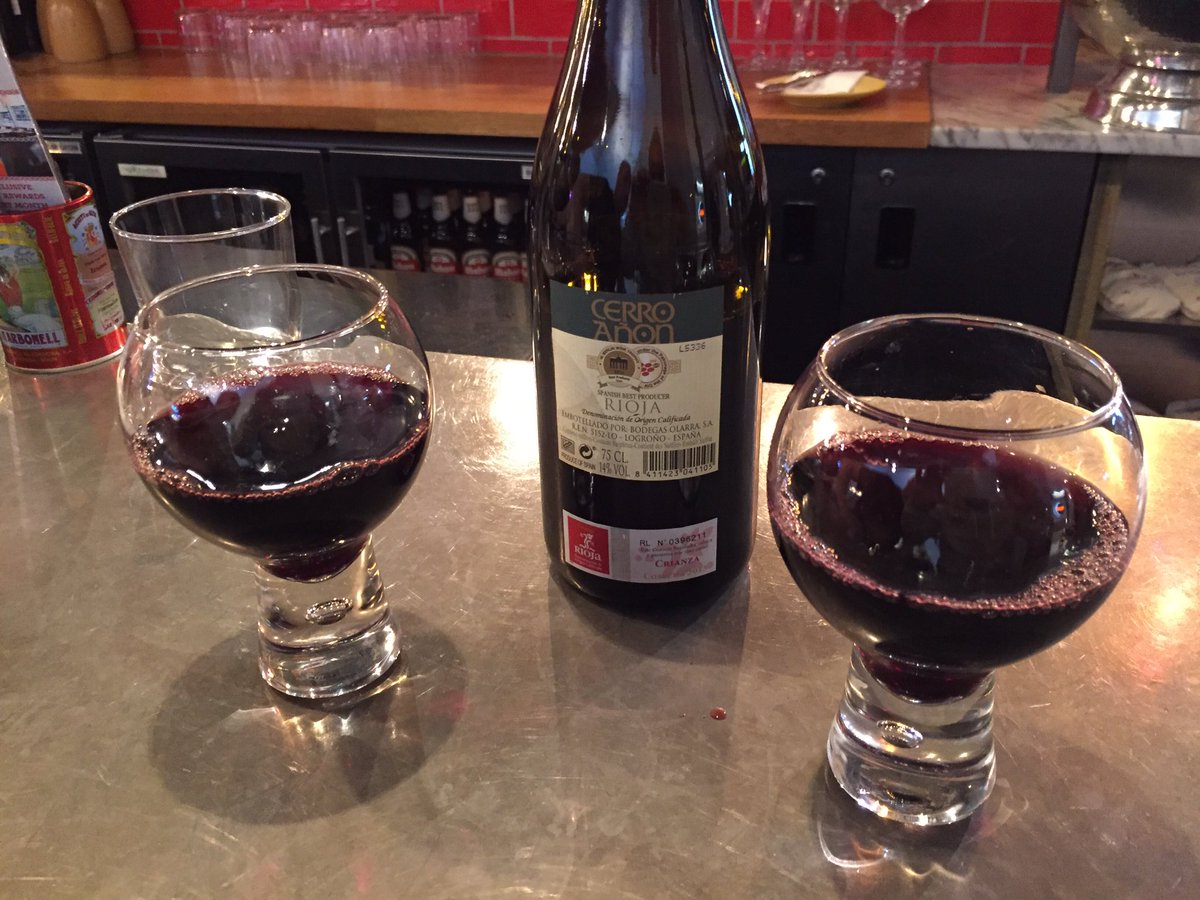 WheelerRussell's tweet photo. Friday night al about https://t.co/HeZz4qtQXE
