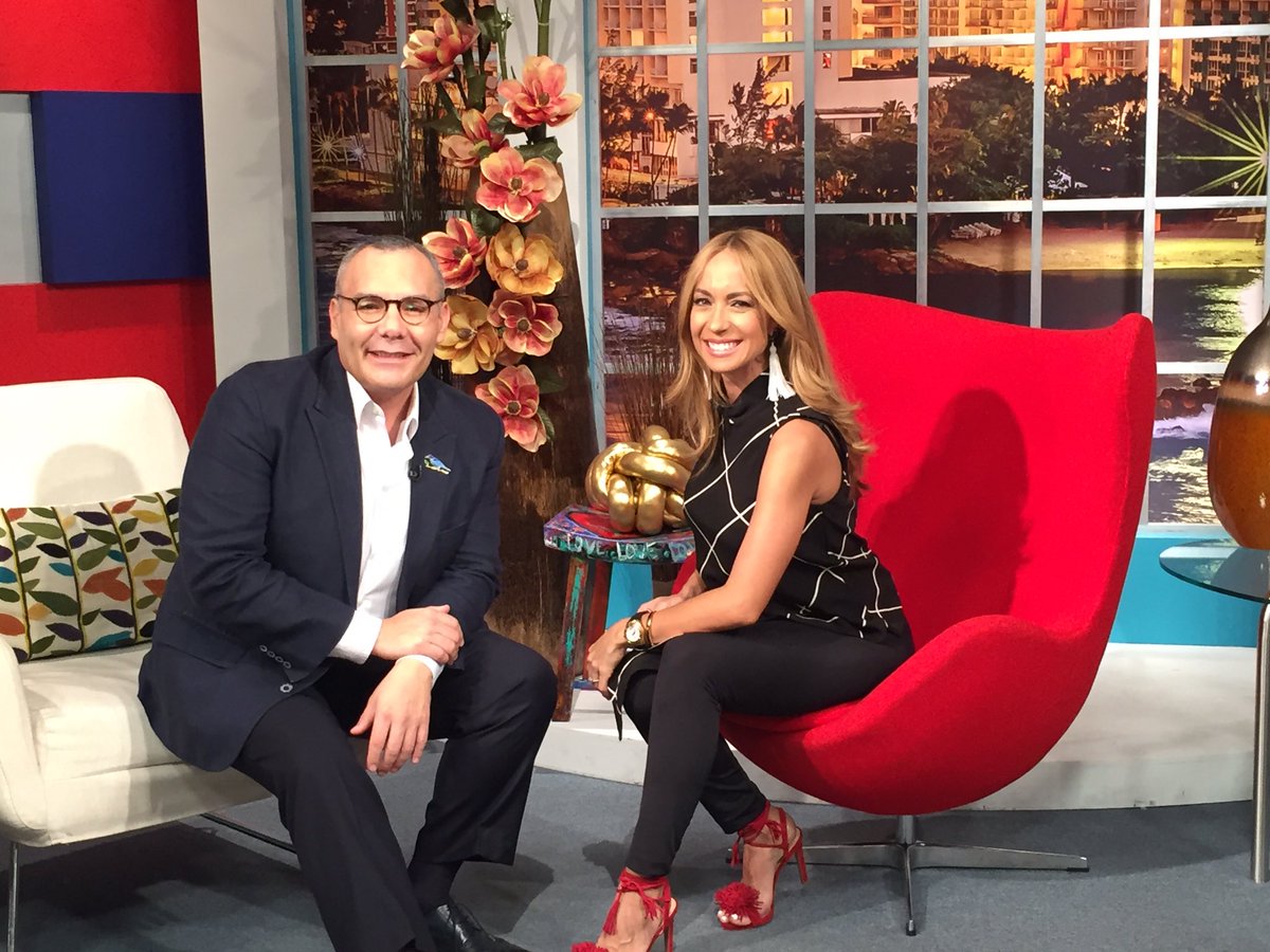 Un placer conocerte! Gracias por la invitación a tu programa! Guapisima! #DanielEspinosa #Alexandradenoche