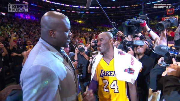 Lakerholicz's tweet photo. Shaquille O'Neal Thinks Kevin Durant Will Sign With Lakers https://t.co/P4cW2EBBjZ https://t.co/EowdX7Kf99