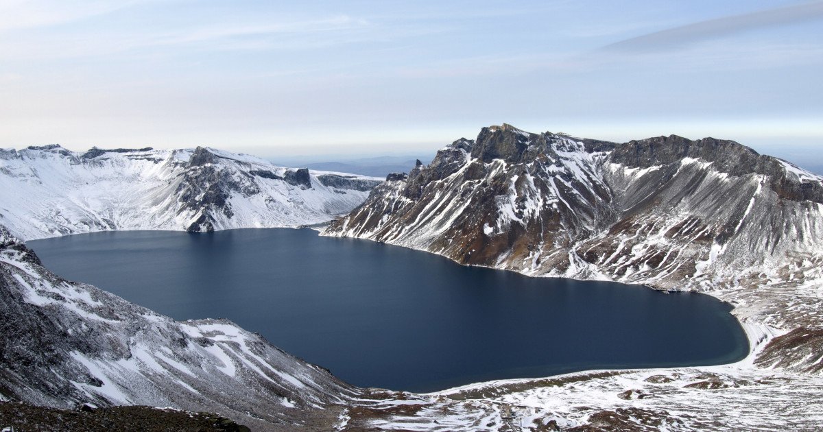 rkeyserling's tweet image. How British Scientists Got Inside North Korea to… dlvr.it/L41jpl #Science #northkorea #volcanoscience