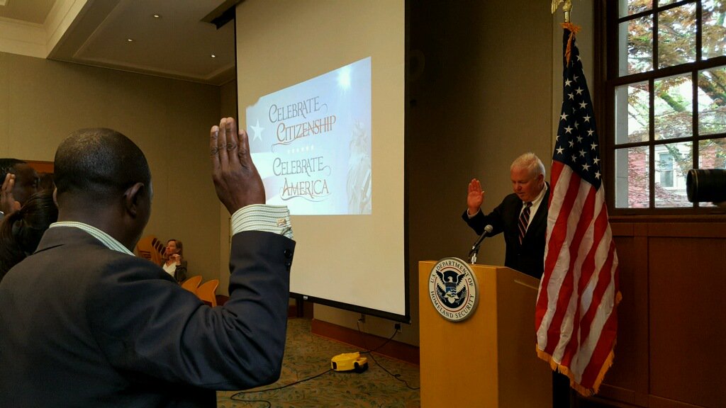 USCISMediaSF's tweet photo. A solemn oath is taken on Portland at the library, and 42 become #newUScitizen s. #multCoLib https://t.co/48O6C0EEqU