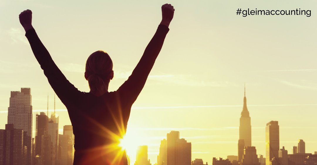 GleimAccounting's tweet photo. Becoming a #CMA can help you become a CFO and have this kind of life. #FutureCMAFriday https://t.co/SorV6dn7fj https://t.co/sye0VlIO6w