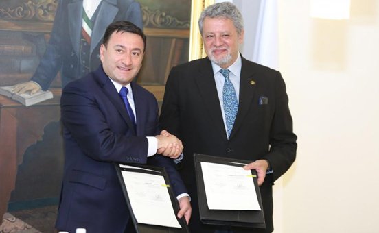 Firma <a href="/NaucalpanCiudad/">Naucalpan Ciudad</a> memorándum de entendimiento con ONU-Hábitat <a href="/EdgarOlveraMX/">Edgar Olvera Higuera</a> sferapolitica.com.mx/index.php/esta…