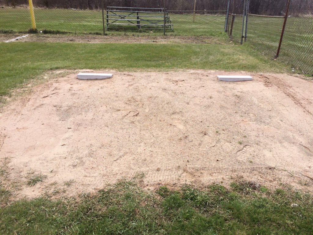 NAIABaseballPro's tweet image. "So what is it like to play in the NAIA?"

Me: