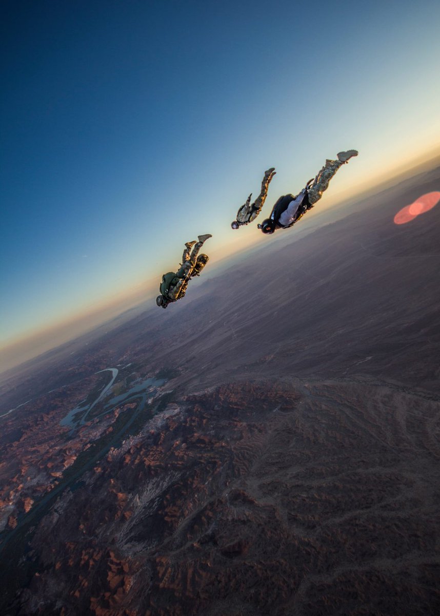 Michael Lauria tweet media