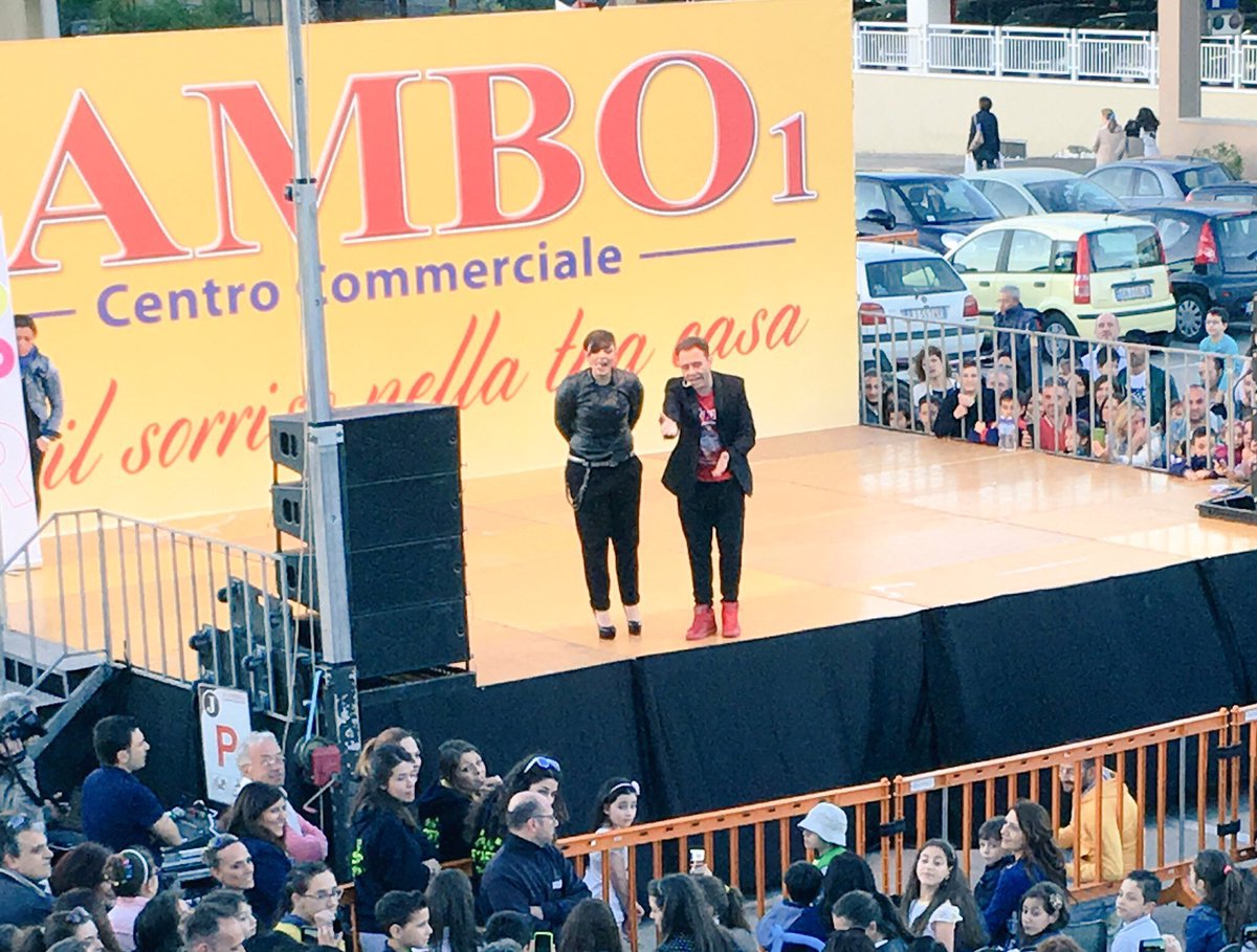 tommaso_natalee's tweet photo. È sempre un'emozione rivedervi ✨@GliARTETECA sempre straordinari. #vita #cuore #battito #vitacuorebattito #jambo1 ❤️ https://t.co/iXFvmirZ4m