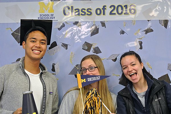 UMKines's tweet photo. Grad Open House photo booth pix: https://t.co/Dw6FAJ54DG. #UMKinGrad https://t.co/pSLQuUr7aq