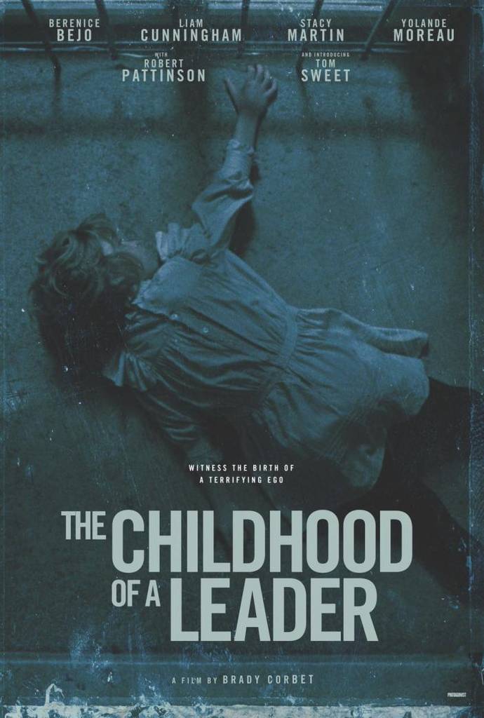 15 Abril - "The Childhood Of A Leader" gana el "Premio Especial del Jurado" en el "Estambul Film Festival"!!!! CgGwi8zWwAE3xu_