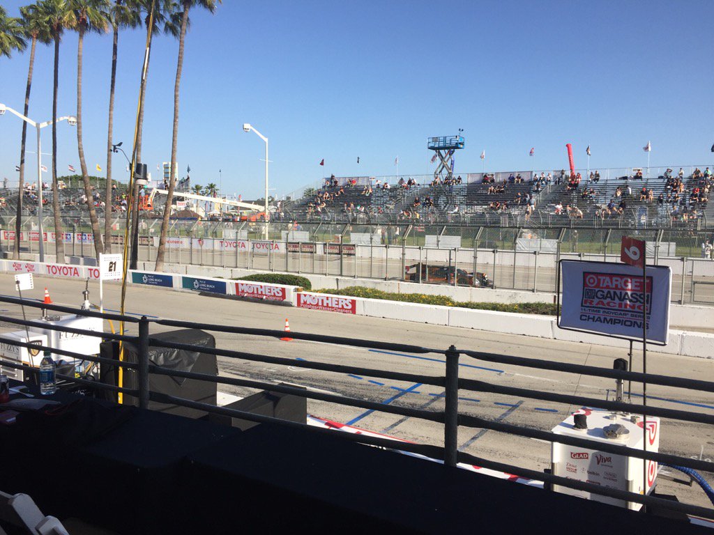JakesyNation's tweet photo. @MichaelShankRac def has the best looking car on the track right now. #beauty #BUBBAGP https://t.co/oII6nR1IV6