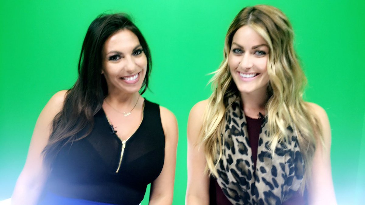 ESPNMermaid's tweet image. Big things happening... Beauty, Brains and Power all wrapped up in 1 hour #womanspowerhour @lindsey_tuer