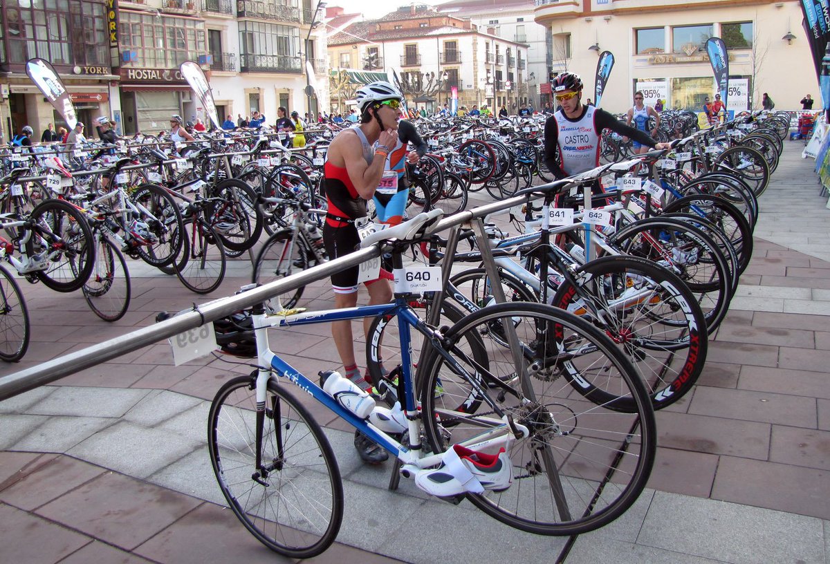 Ya son 2.300 los inscritos para el Nacional de Duatlón de Equipos y Relevos bit.ly/1W4ELuc