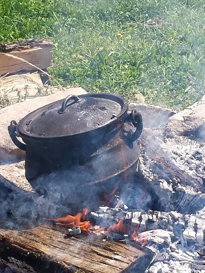 FortHarrod's tweet photo. Several Natives already here and cooking dinner. Grand Council meeting at 1 PM Saturday 4-16. #fortharrod https://t.co/d4AlFqqkYg