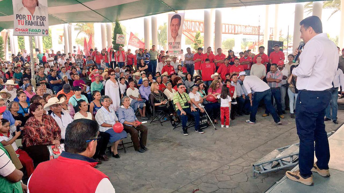 omarfayad's tweet photo. Mi compromiso es trabajar por los que menos tienen. Mi causa de vida es servirle a los hidalguenses. https://t.co/BaeupkzQdY