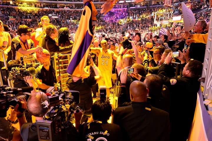 RosaMorro7's tweet photo. Last night was the final chapter to an incredible story.I walk away at peace knowing my love for the game. #BMamba https://t.co/gpbyLdYkUk