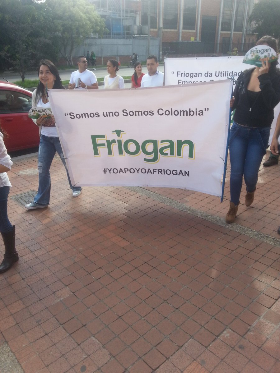 WILMARALEX's tweet photo. @friogan_corp #yoapoyoafriogan no a la liquidacion empleados brindan su apoyo https://t.co/XaExF3nsjo