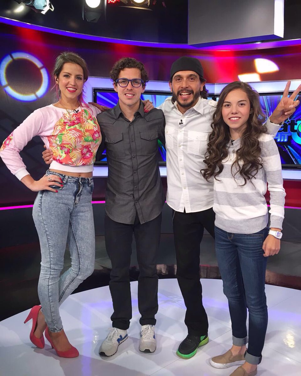 telehit_musica tweet picture