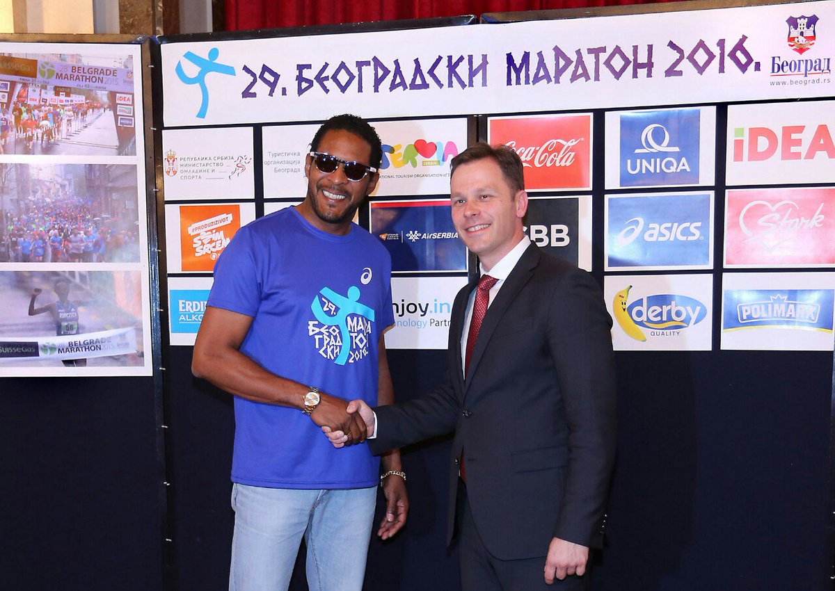 Authentic2go's tweet photo. Sutra najlepša slika Beograda ide u svet #29BGDmaraton https://t.co/FUmHEpmCAr