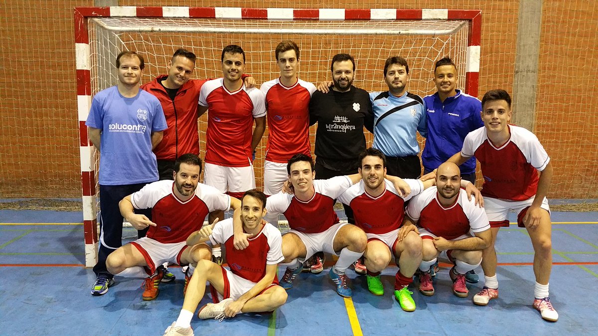 SDCLaTrinidad's tweet photo. Después del 4-6 de ida,hoy: Coral de Moreras 2-7 SD La Trinidad.Goles:Raúl(3), Alberto(3) y Paco Pozo.A semifinales! https://t.co/zgHZgJRo9n