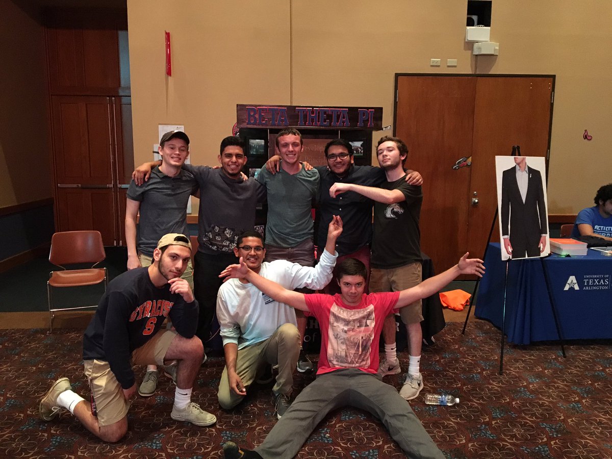 MahaloCavallo's tweet photo. ΒΘΠ makin an appearance at UTA #Danceathon2016 https://t.co/LxOskp2wTw