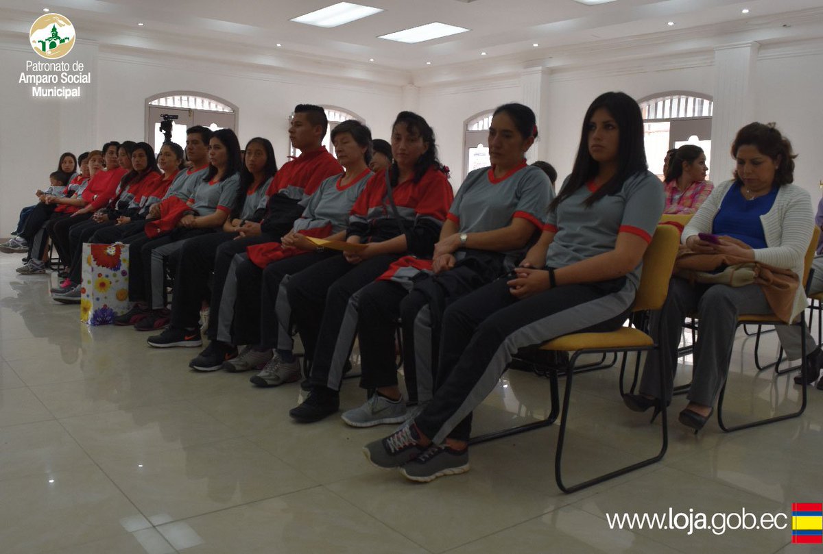 casmuloja's tweet photo. #Loja En el salón del @patronatoloja hoy se realizó el acto de clausura del curso de #ElaboracióndeRopaDeportiva. https://t.co/4PxOVQYRBB