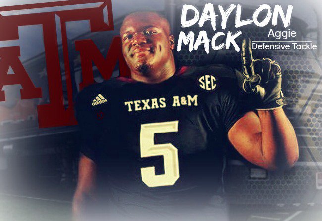 StoryBook_Films's tweet image. Daylon Mack || "TH5 Mack Truck" || Texas A&amp;amp;M Highlgihts 
5⃣🌟🏆
youtube.com/watch?v=W5iSeE…