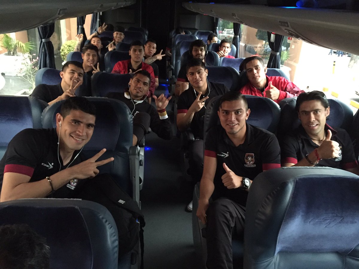 solorio_13's tweet photo. Rumbo al estadio, ¡Directo por la liguilla! #TodosJuntos #UnCoraSoy @Coras_FC https://t.co/BgtpI2tiYp
