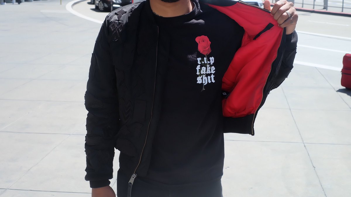defjam's tweet photo. One more day to get @HXLTMUSIC's #RIPFAKESHIT merch! Cop it now on, https://t.co/Zeaj89TzBC https://t.co/91TGXarPey