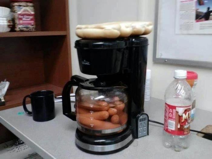 OldPhotosBacon's tweet photo. #hotdogcooker https://t.co/jPMJq9dfPk