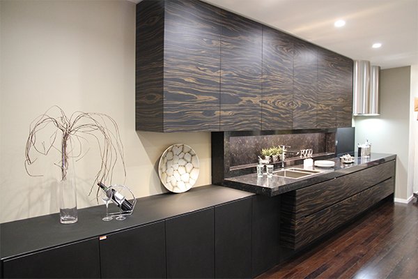 ZipWater_'s tweet image. This one wall kitchen does a good job at capitalising small spaces. What do you think? #design #kitchen #ZipEffect