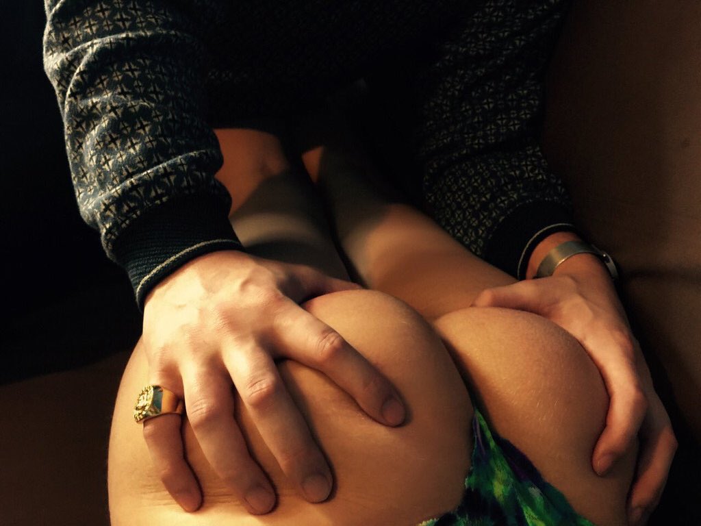 HotBabesOnly_'s tweet photo. Grab it https://t.co/MRg5bBBpjl