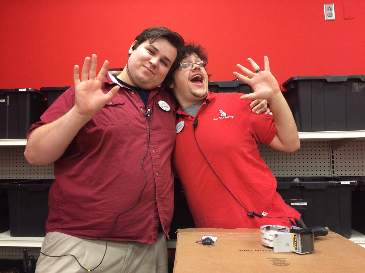 10 REDcards by 7pm!! #doubledigitsdaily <a href="/CBintheGarden/">Carol Bintorio</a> @TGTGregWood