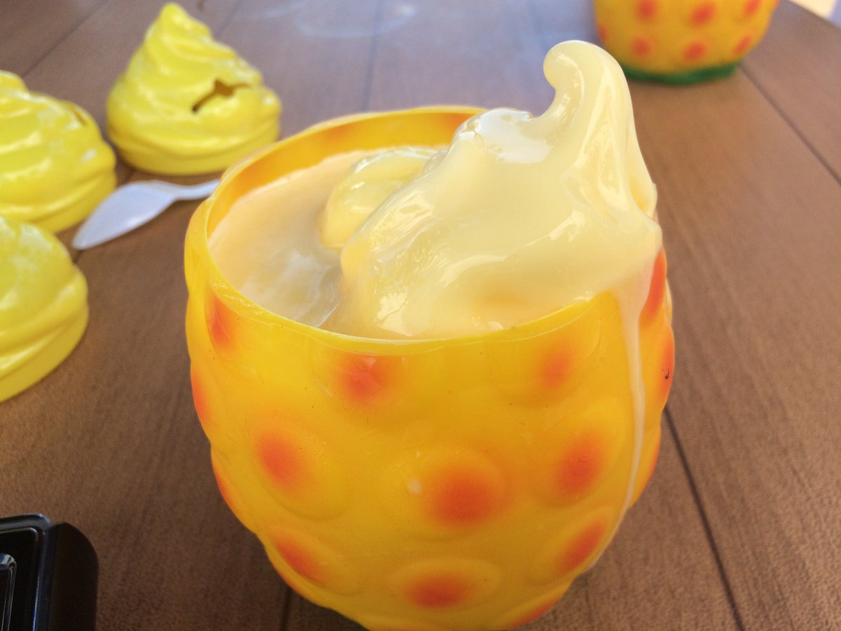 CoasterCoverage's tweet photo. Dole Floats are AMAZING! Both at theme parks and in Hawaii! #dolewhip #dolefloat #doleplantation #oahu #themeparks https://t.co/XWu7NnH8MF