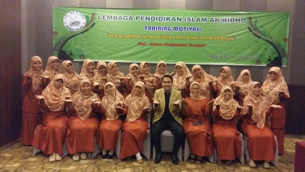 Hatur nuhun mas Edvan...bagus banget motivasinya..doakan saya semoga istiqomah yaa.. <a href="/EdvanMKautsar/">Motivator Indonesia</a>